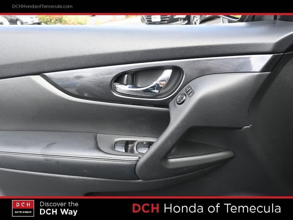 used 2020 Nissan Rogue car, priced at $12,437