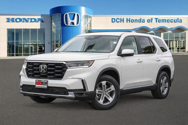 new 2025 Honda Pilot car, priced at $45,405