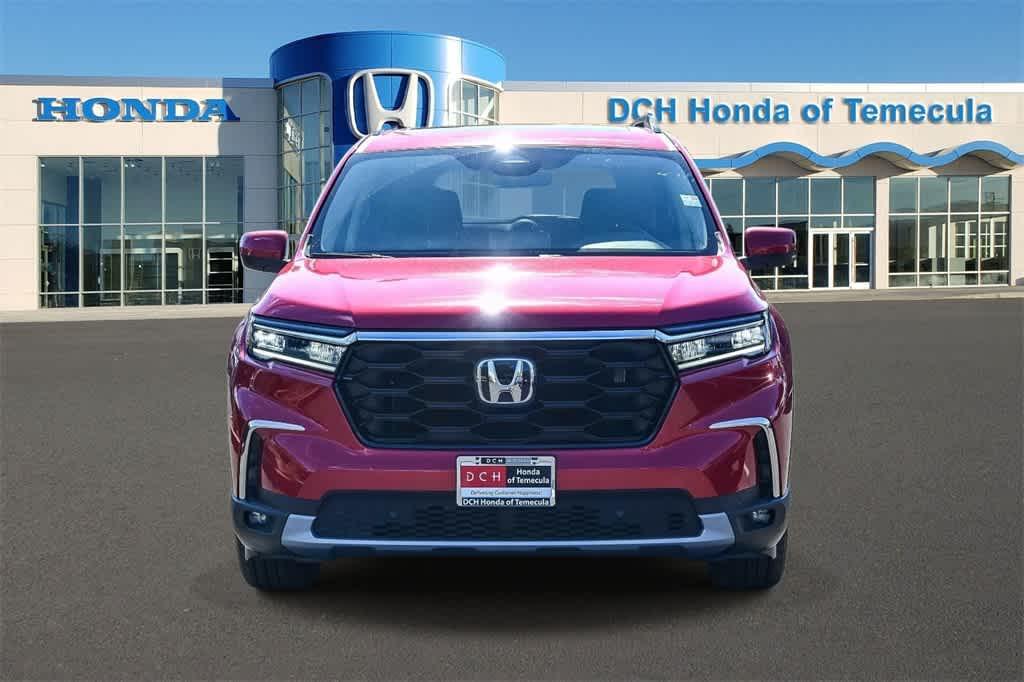 new 2025 Honda Pilot car, priced at $51,350