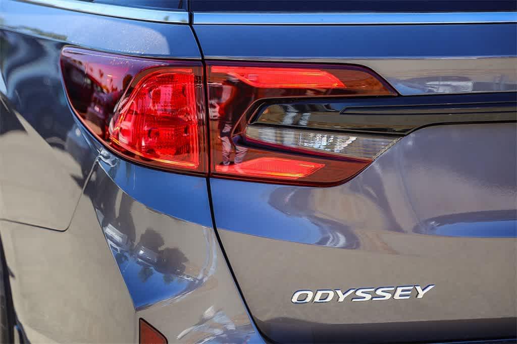 new 2026 Honda Odyssey car, priced at $44,290