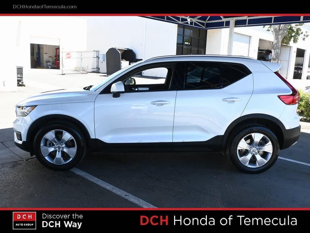 used 2021 Volvo XC40 car, priced at $21,997