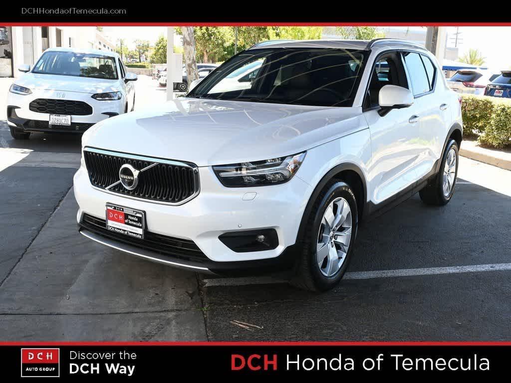 used 2021 Volvo XC40 car, priced at $25,162