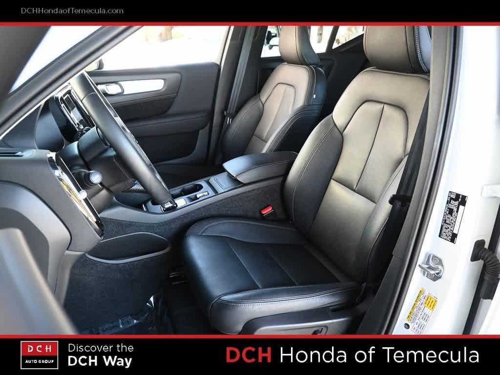 used 2021 Volvo XC40 car, priced at $21,997