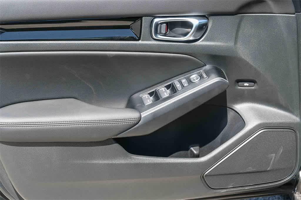 new 2026 Honda Civic Hybrid car, priced at $33,490