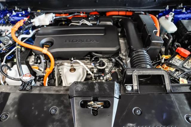 new 2025 Honda CR-V Hybrid car, priced at $39,500