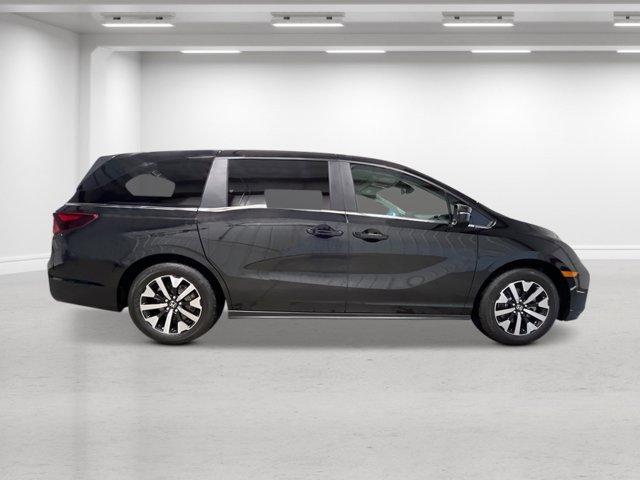 new 2026 Honda Odyssey car, priced at $44,290