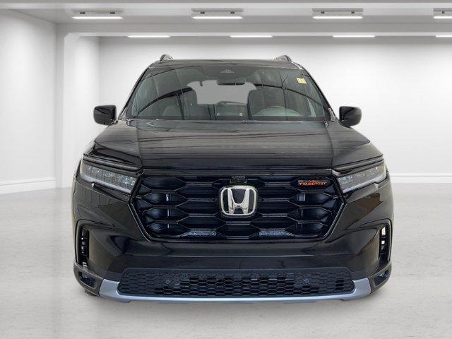 new 2025 Honda Pilot car, priced at $51,580