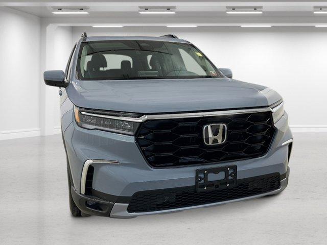 new 2025 Honda Pilot car, priced at $53,225