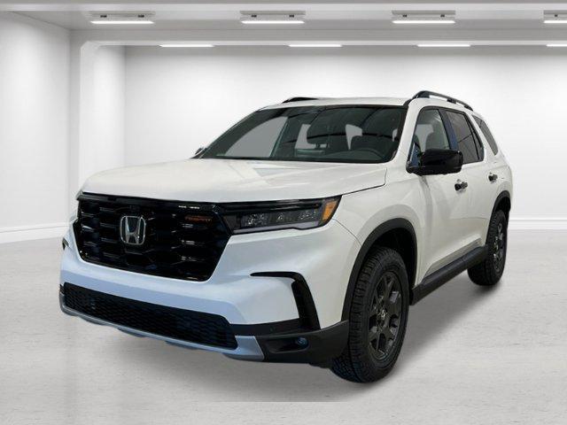 new 2025 Honda Pilot car, priced at $51,250