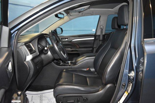 used 2014 Toyota Highlander car, priced at $14,941