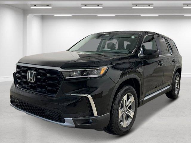 new 2025 Honda Pilot car, priced at $47,050