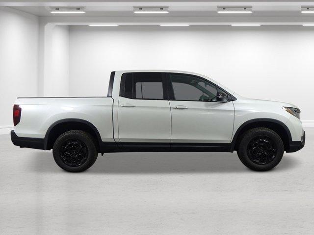 new 2025 Honda Ridgeline car, priced at $49,185