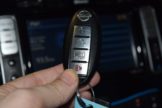 used 2015 Nissan Leaf car, priced at $5,934