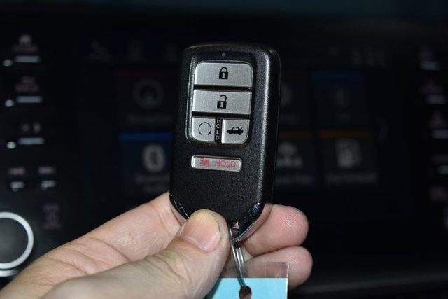 used 2022 Honda Accord Hybrid car, priced at $27,394