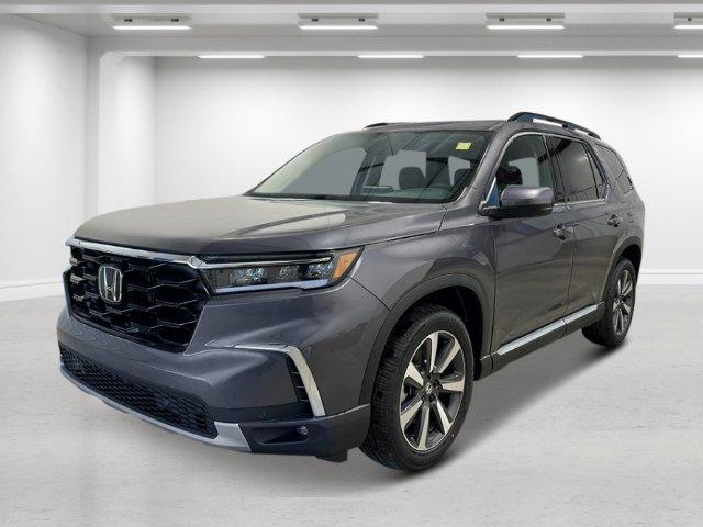 new 2025 Honda Pilot car, priced at $51,050