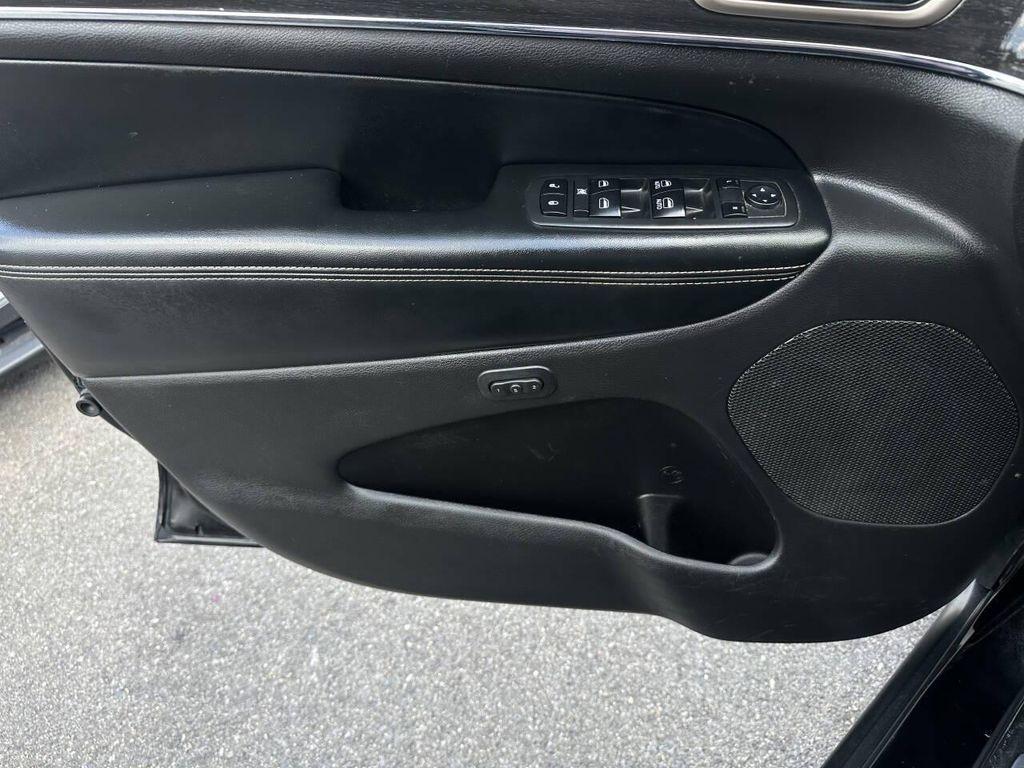used 2017 Jeep Grand Cherokee car, priced at $14,995