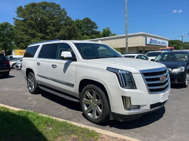 used 2019 Cadillac Escalade ESV car, priced at $34,995