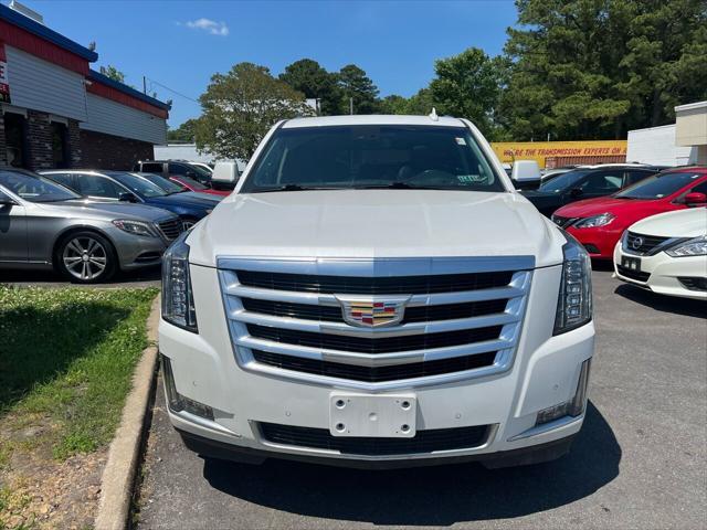 used 2019 Cadillac Escalade ESV car, priced at $34,995