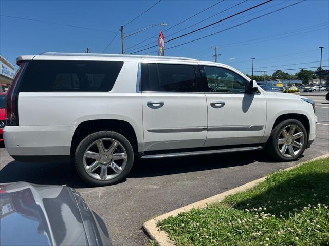 used 2019 Cadillac Escalade ESV car, priced at $34,995