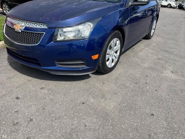 used 2013 Chevrolet Cruze car, priced at $6,995