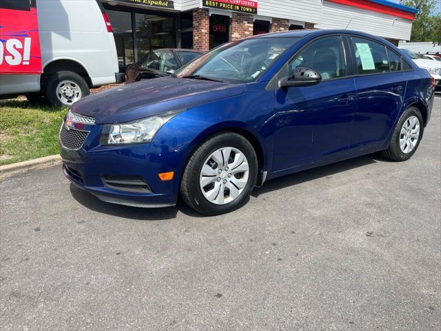 used 2013 Chevrolet Cruze car, priced at $6,995