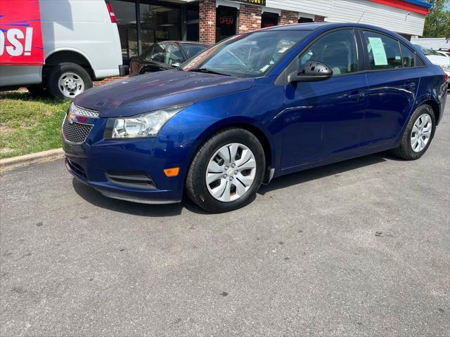 used 2013 Chevrolet Cruze car, priced at $6,995