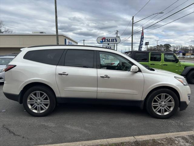 used 2014 Chevrolet Traverse car, priced at $9,995