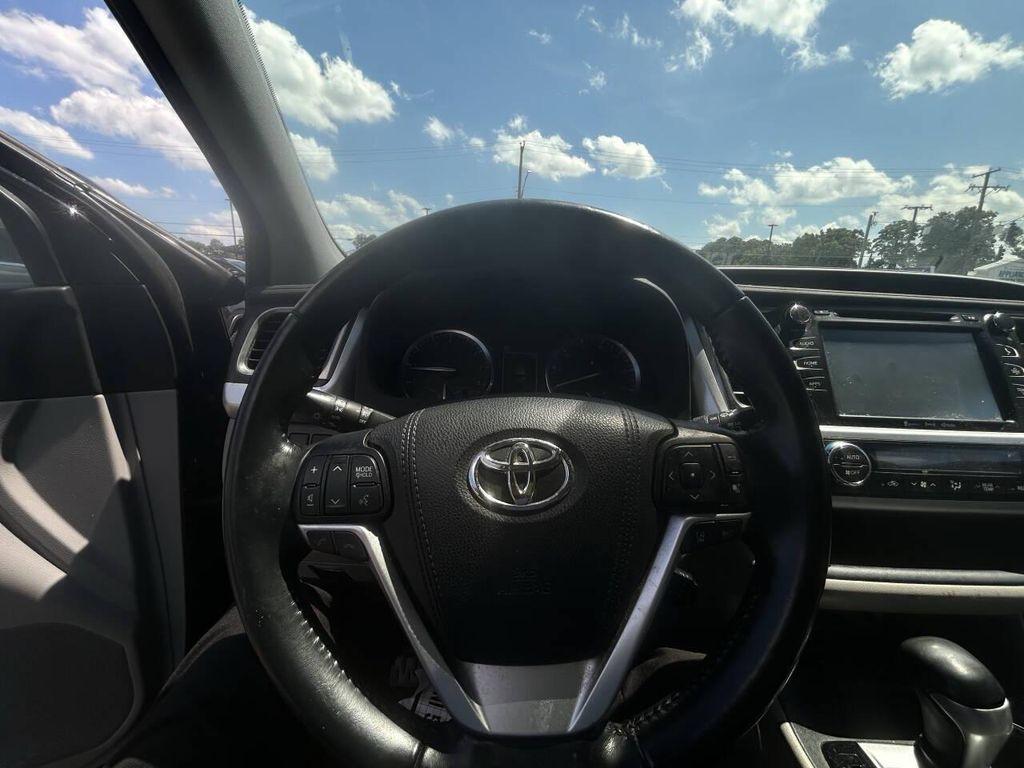 used 2018 Toyota Highlander car, priced at $22,995