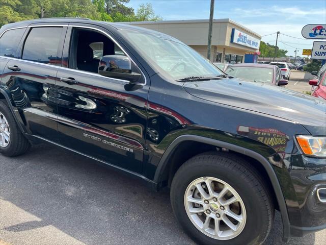 used 2018 Jeep Grand Cherokee car, priced at $17,995