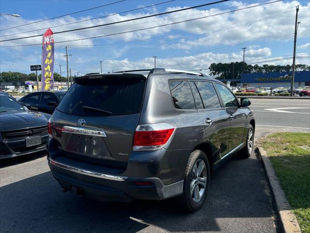 used 2011 Toyota Highlander car, priced at $12,995