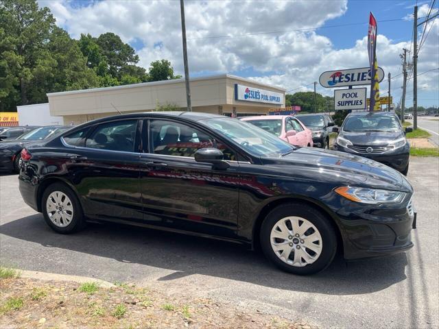 used 2019 Ford Fusion car, priced at $13,995