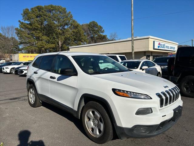 used 2016 Jeep Cherokee car, priced at $12,995