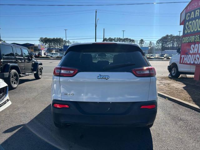 used 2016 Jeep Cherokee car, priced at $12,995