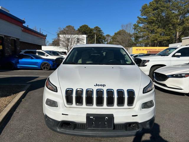 used 2016 Jeep Cherokee car, priced at $12,995