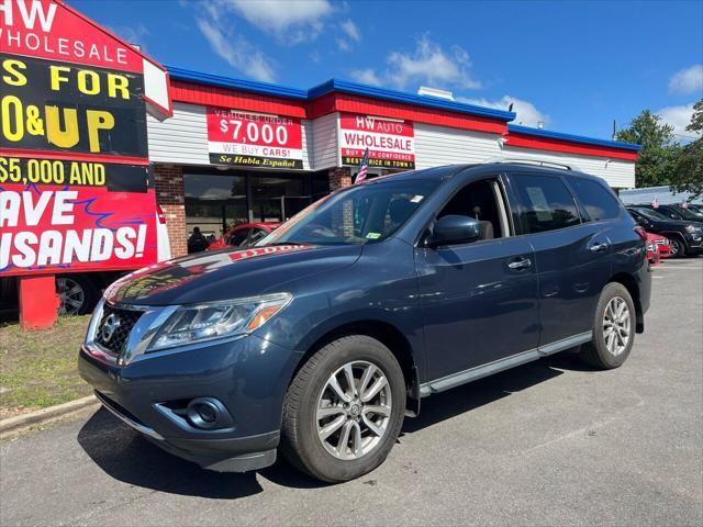 used 2014 Nissan Pathfinder car, priced at $14,995