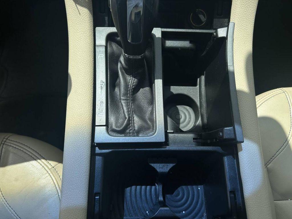 used 2015 Ford Taurus car, priced at $8,995