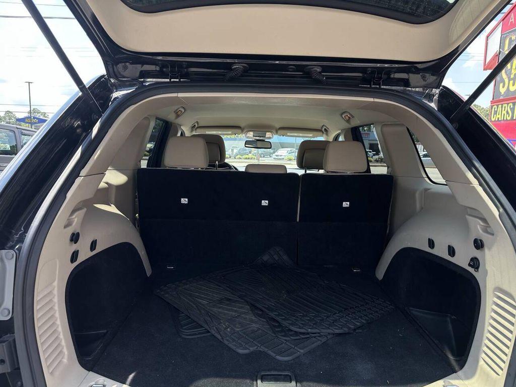 used 2014 Jeep Grand Cherokee car, priced at $12,995