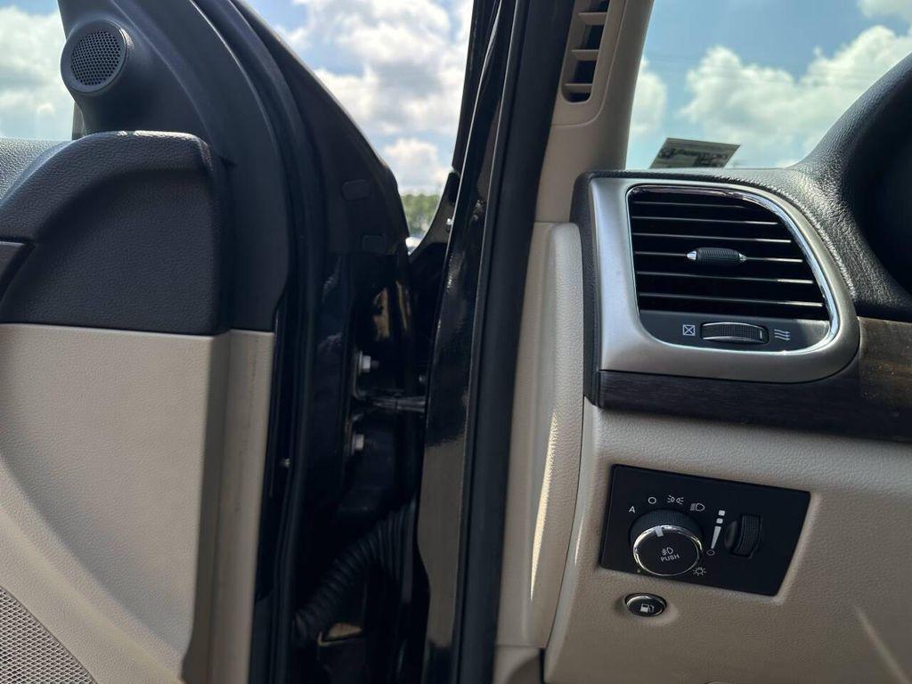 used 2014 Jeep Grand Cherokee car, priced at $12,995