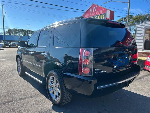 used 2011 GMC Yukon car, priced at $10,995