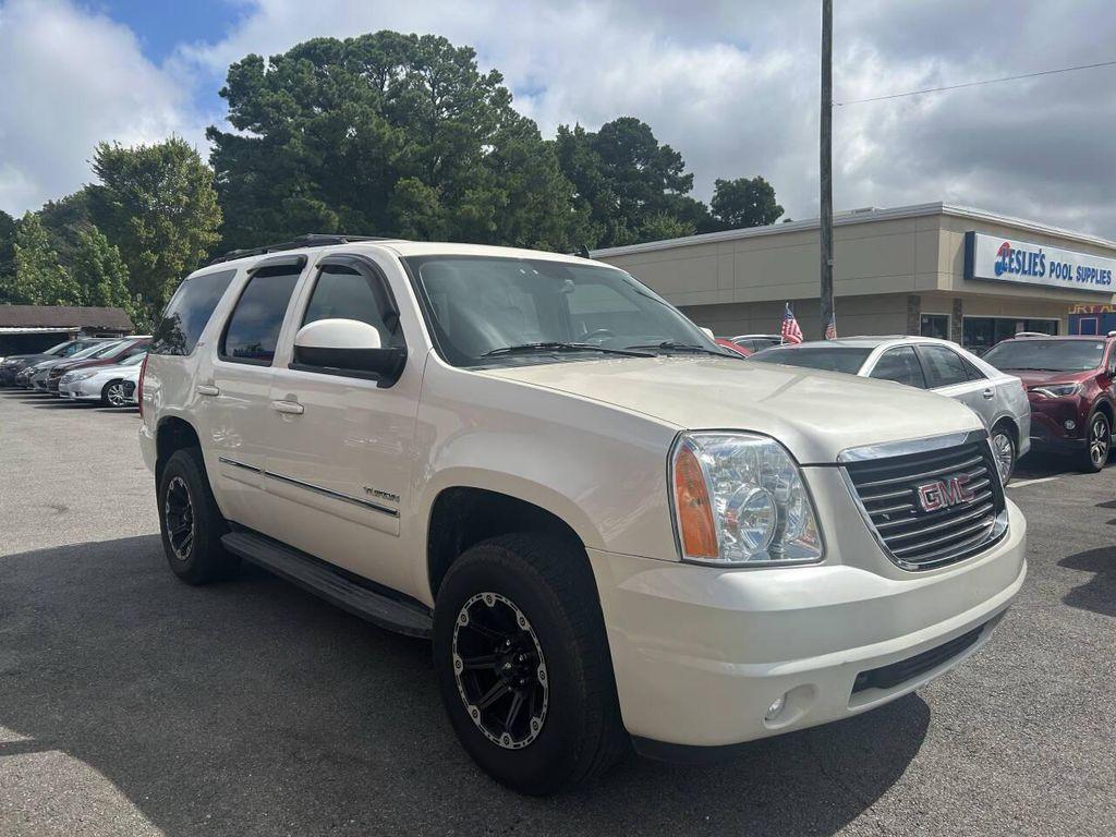 used 2013 GMC Yukon car, priced at $9,995