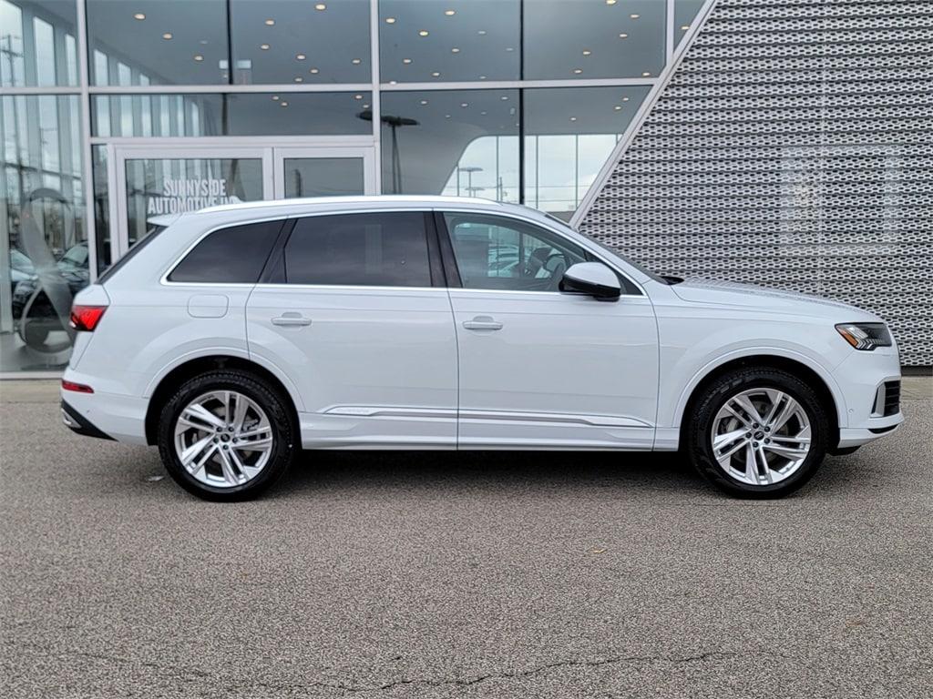 used 2023 Audi Q7 car, priced at $55,490