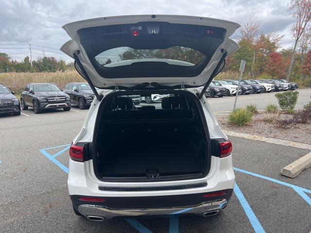 used 2023 Mercedes-Benz GLB 250 car, priced at $35,991