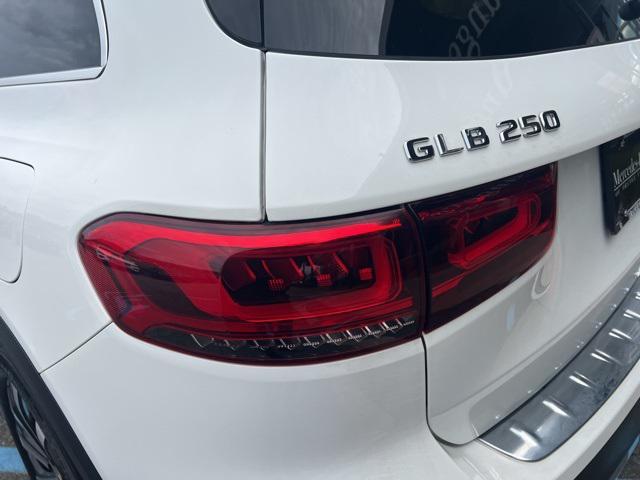 used 2023 Mercedes-Benz GLB 250 car, priced at $35,991
