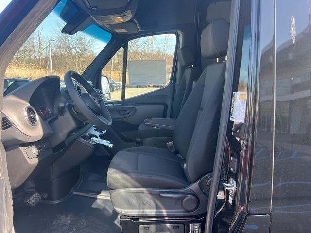 new 2025 Mercedes-Benz Sprinter 3500 car, priced at $75,269