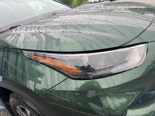 used 2023 Toyota Highlander car, priced at $35,292