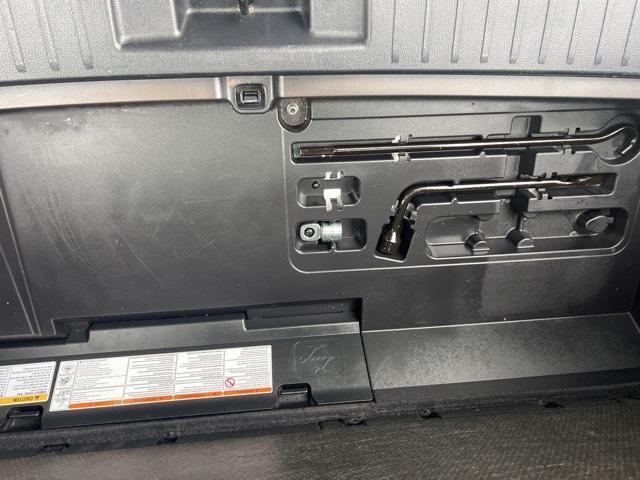 used 2023 Toyota Highlander car, priced at $35,292