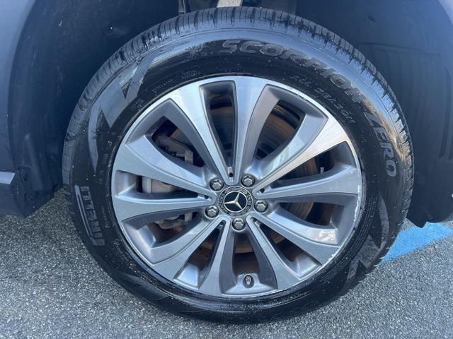 used 2022 Mercedes-Benz GLE 450 car, priced at $54,592