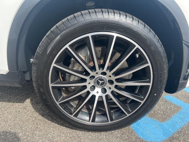 used 2022 Mercedes-Benz GLC 300 car, priced at $38,694