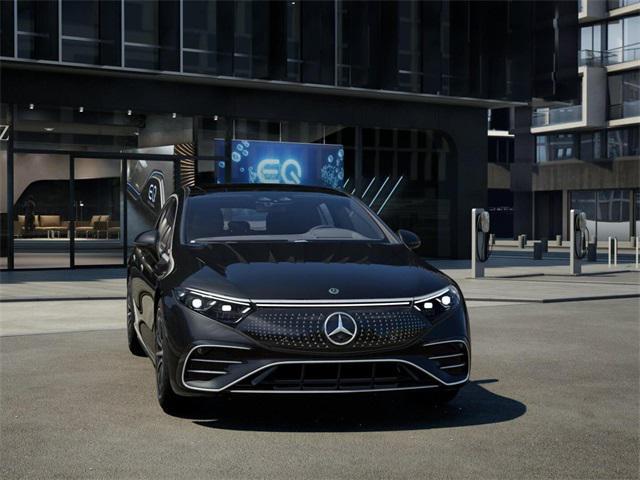 new 2024 Mercedes-Benz EQS 450 car, priced at $121,665