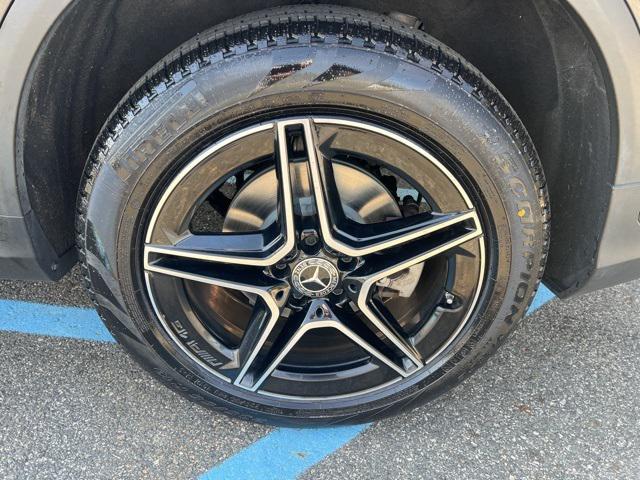 used 2020 Mercedes-Benz GLC 300 car, priced at $30,991